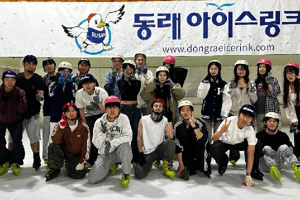 스파세니예 아이스링크 체험 대표이미지